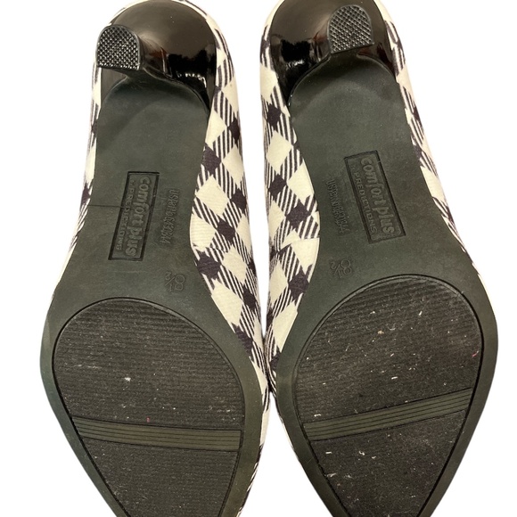 NWT Comfort Plue Predictions Black/White Houndstooth Fabric Janine Pumps 8.5 - Picture 4 of 8